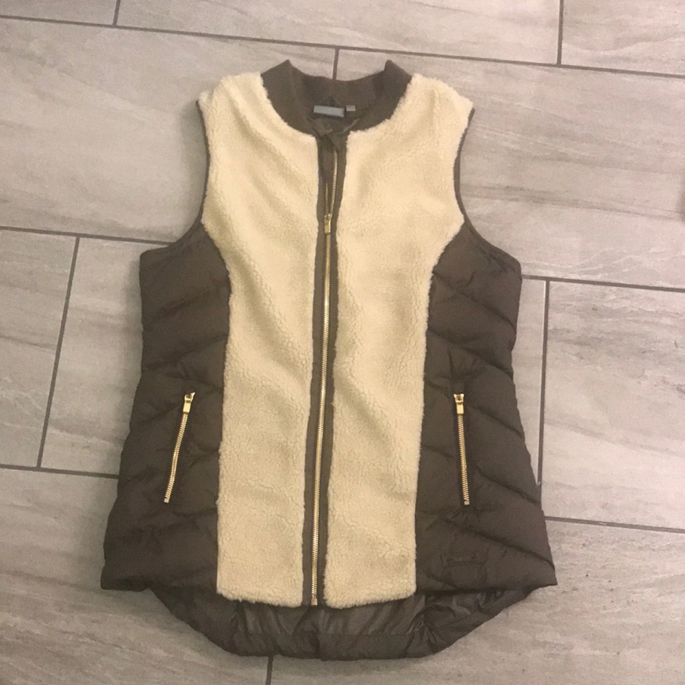 Athleta vest Medium